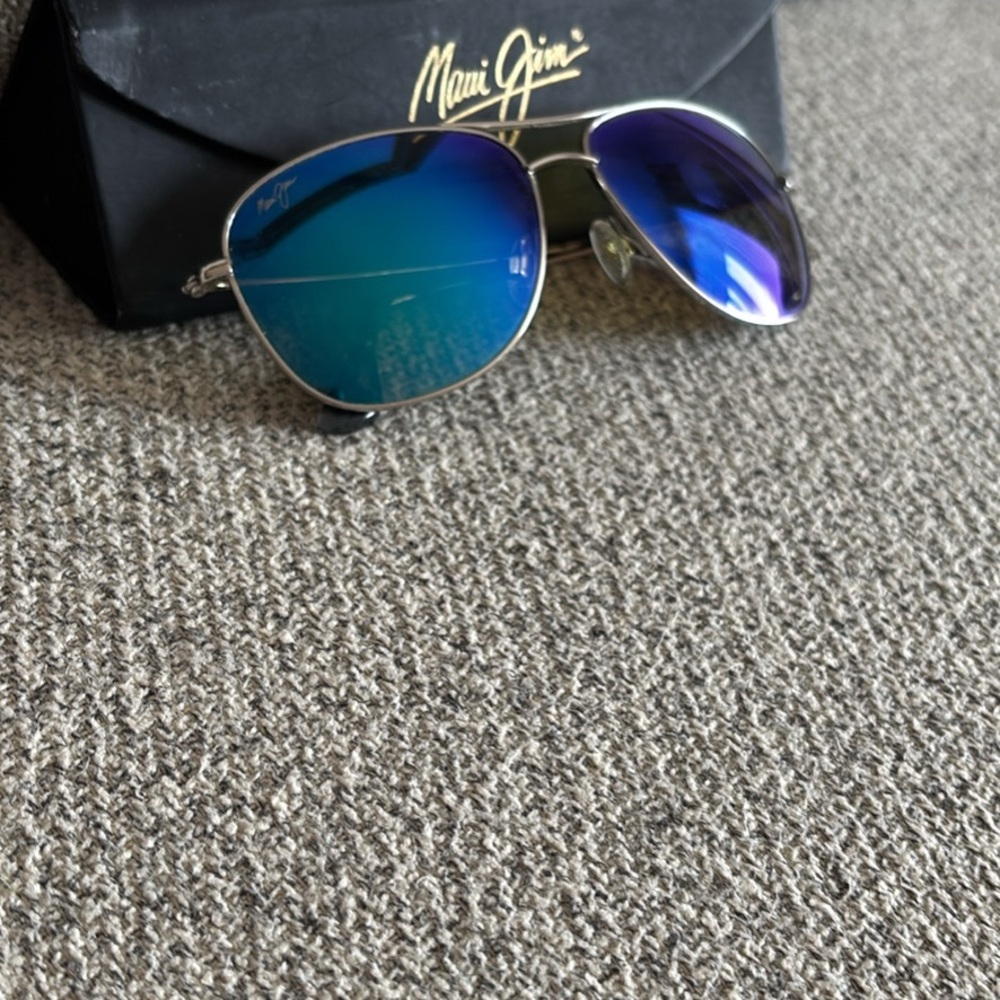 Maui Jim Cliff house polarized sunglasses $379